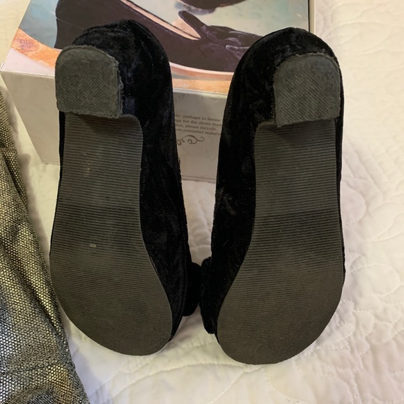 Joyfolie Mia Joy Divinia Dress & Outfit - Picture 6 of 7